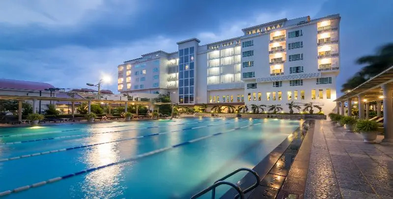Dyvith Hotel and Residence