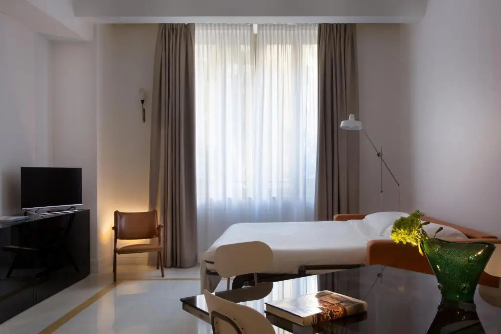 Corso Novara 5 Design Apartments