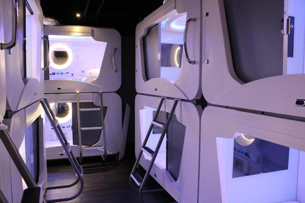 Hey Bear Capsule Hotel