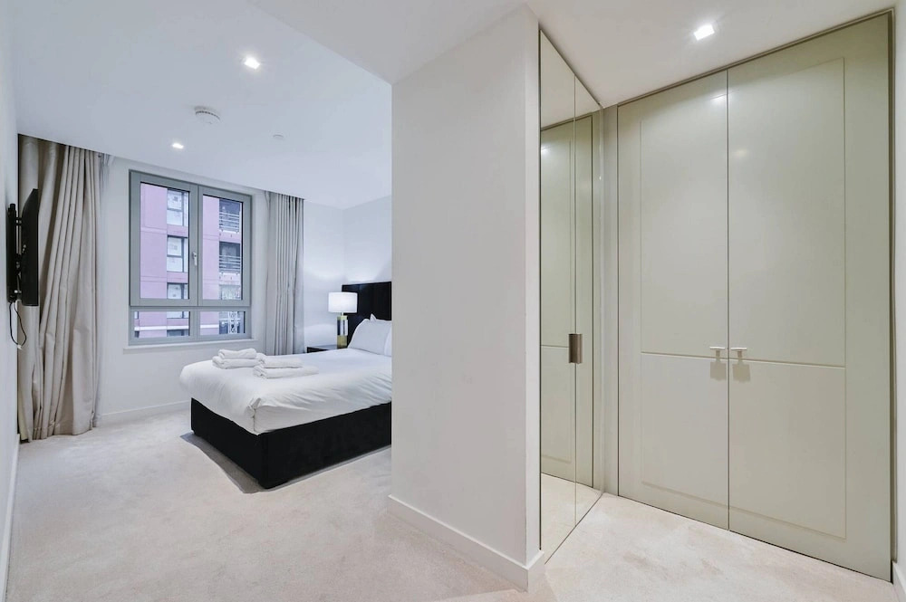 Spacious 3-bedroom Apartment in Central London