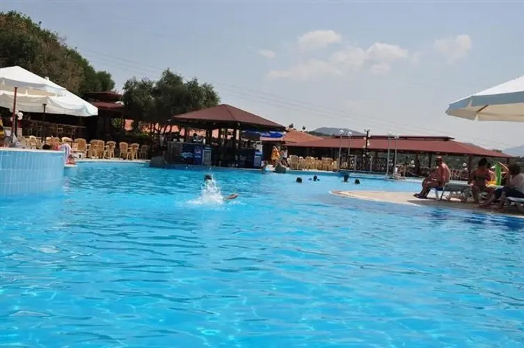 Holiday & Leisure Club