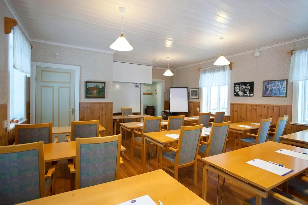 Insjöns Hotell