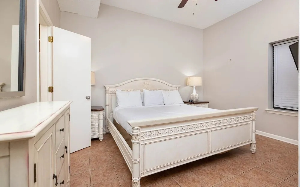 Phoenix East 1108 condo