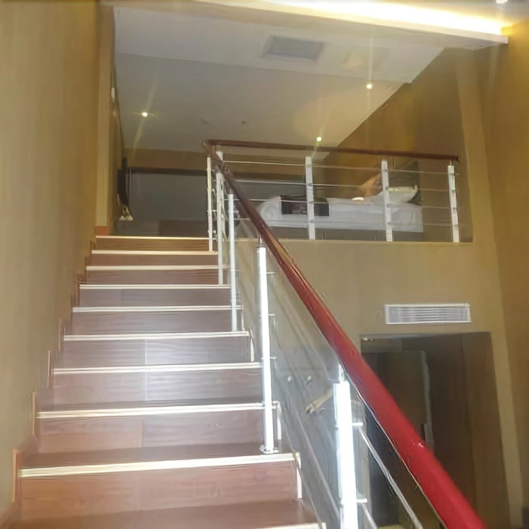 Fengxiang Shanzhuang Hotel