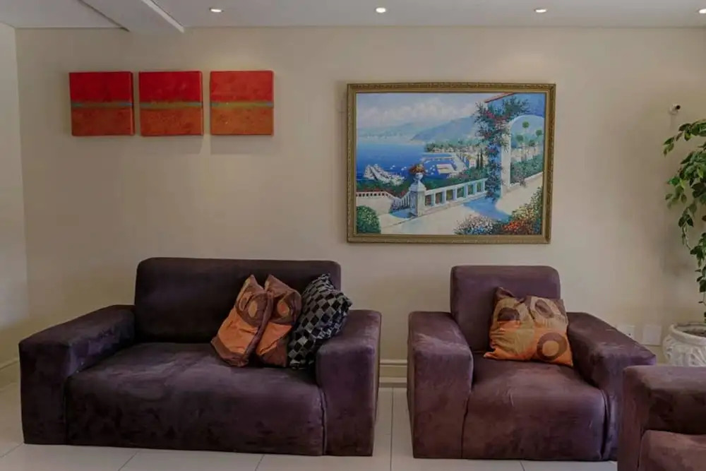 4 Bedroom Apartment With Views in Cape Town