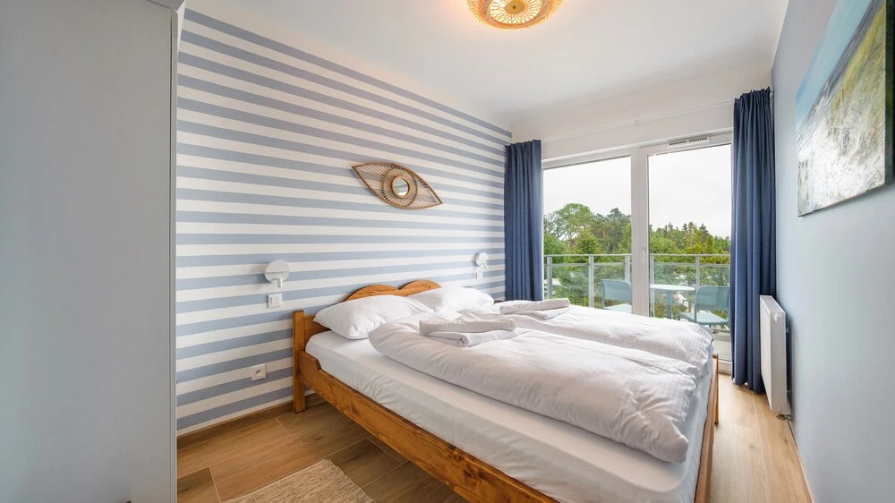 Lets Sea by 2HomeRent