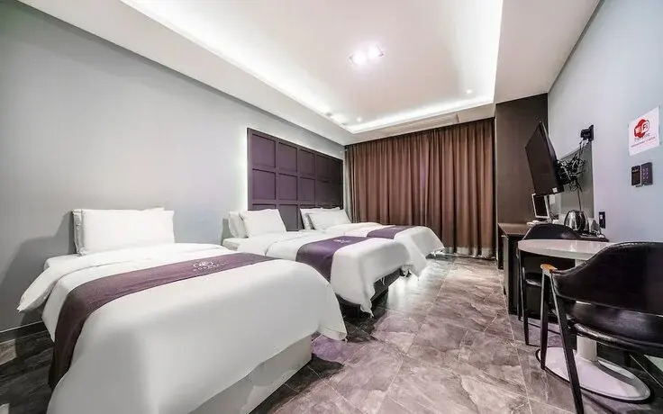 Rosabell Hotel