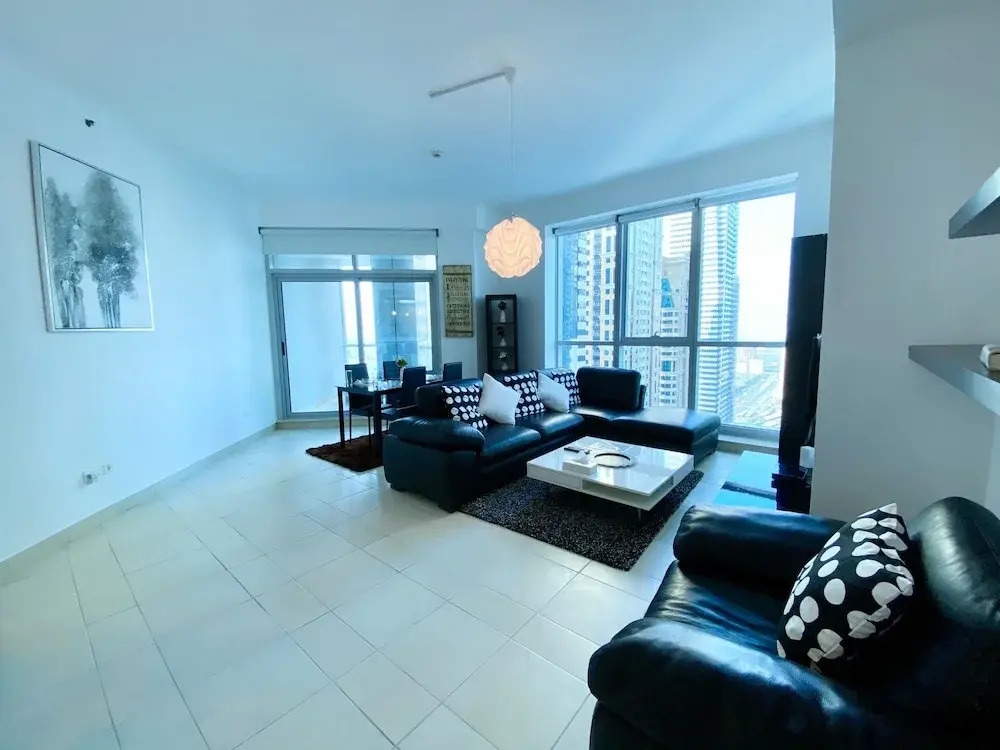 Modern and cozy 2BR Apartment in Torch Tower Dubai