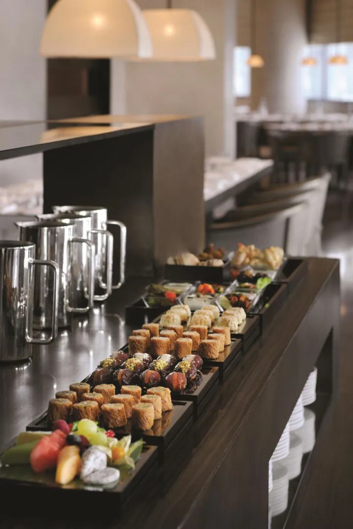 Armani Hotel Dubai, Burj Khalifa