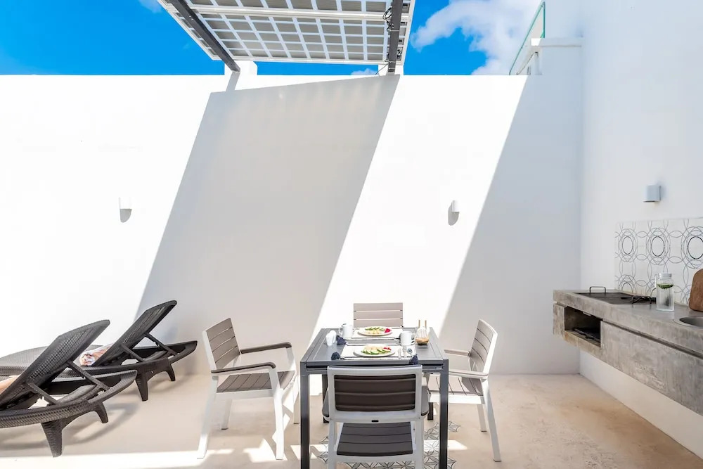 Central Park Lagunas by Alegría Rentals and Sandy Powerful