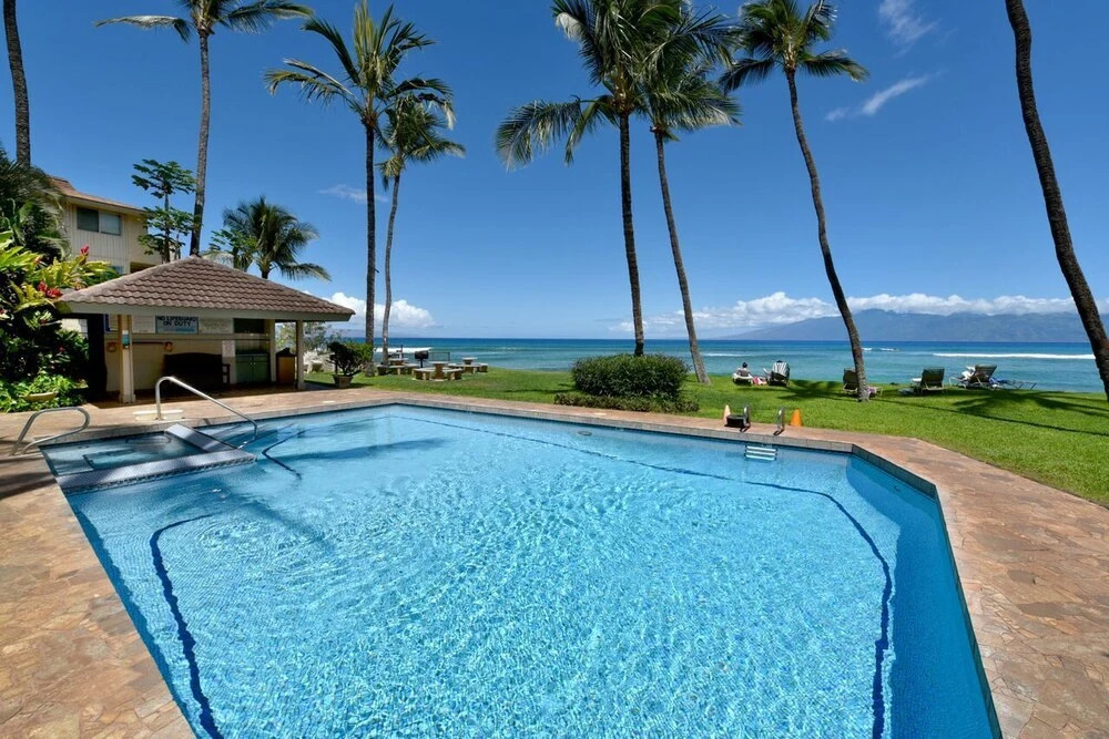 Hale Mahina B401 2 Bedroom Condo