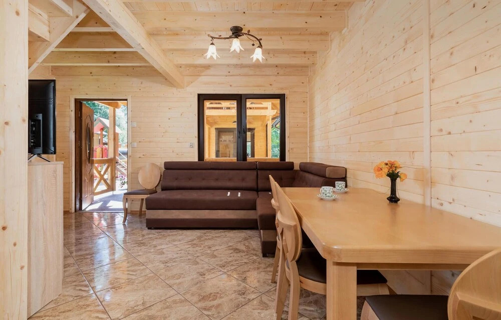 2 Bedroom Stunning Home In Pobierowo