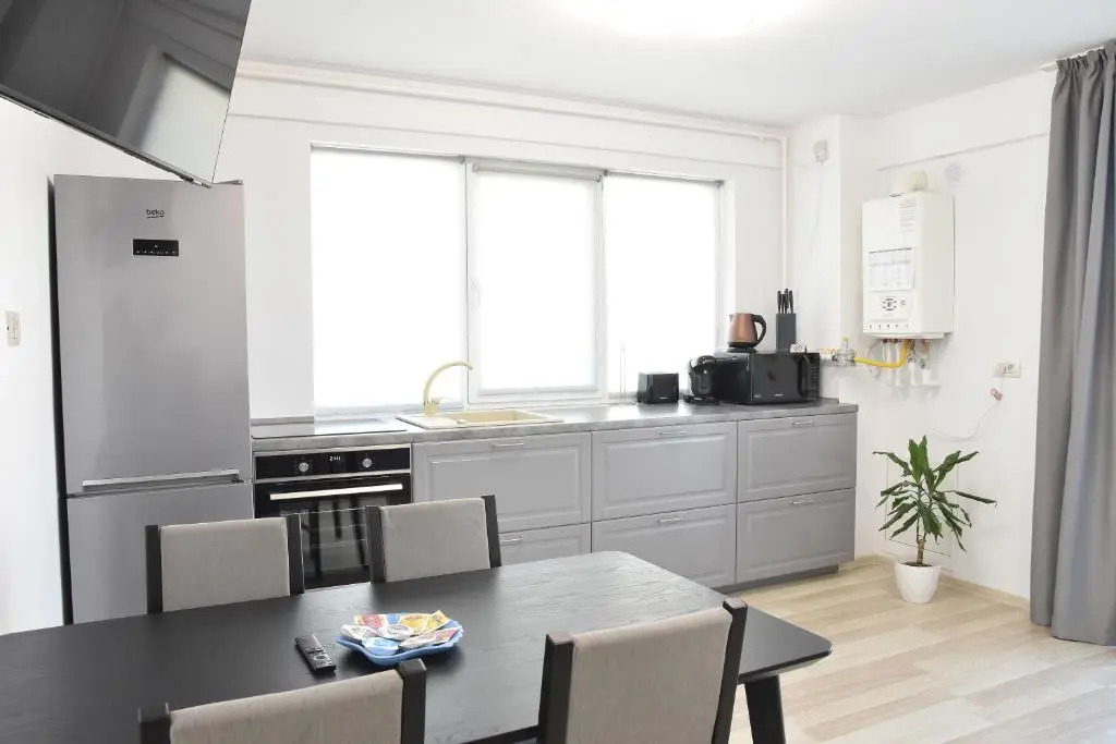 RoApart B2 Home Apartamente 2 și 3 camere terase spațioase vedere si parcare
