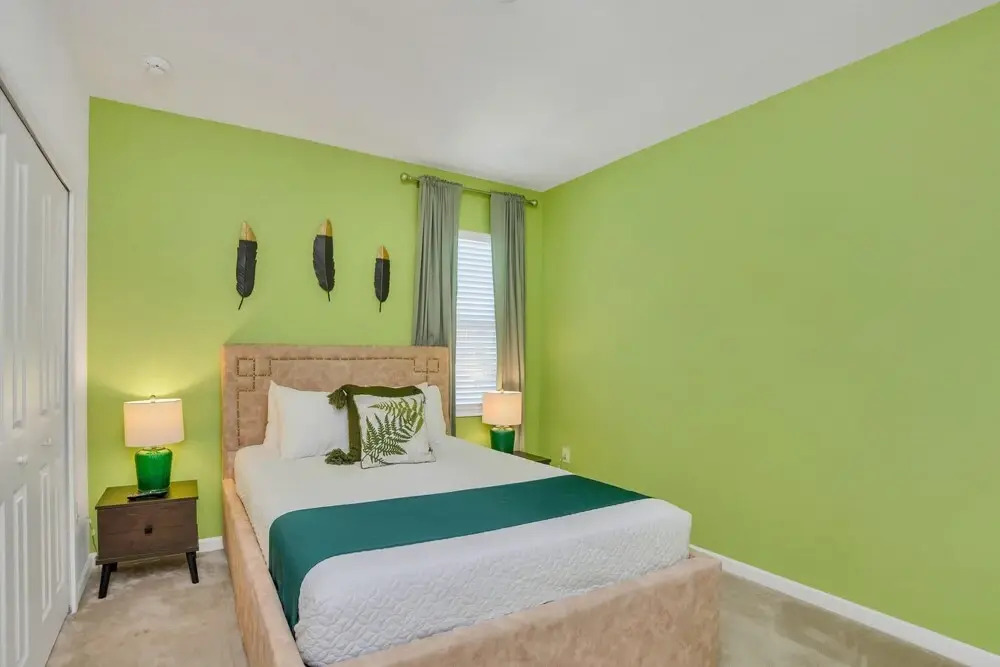 Bright Spacious 6BR Resort Home w Private Pool