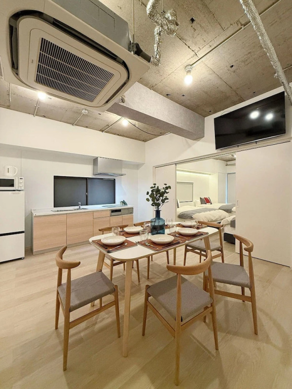 Naou bld 201