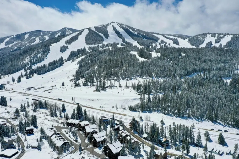 Slopeside Sanctuary - Penthouse < 1 Mi to Lifts!