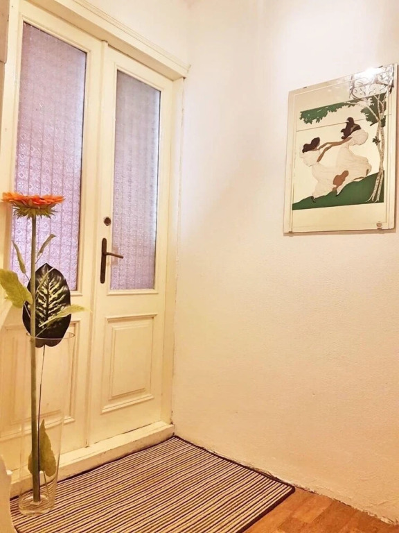 Bright Apartment at Tartini Square