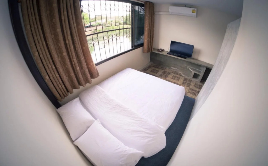 Laluna River House