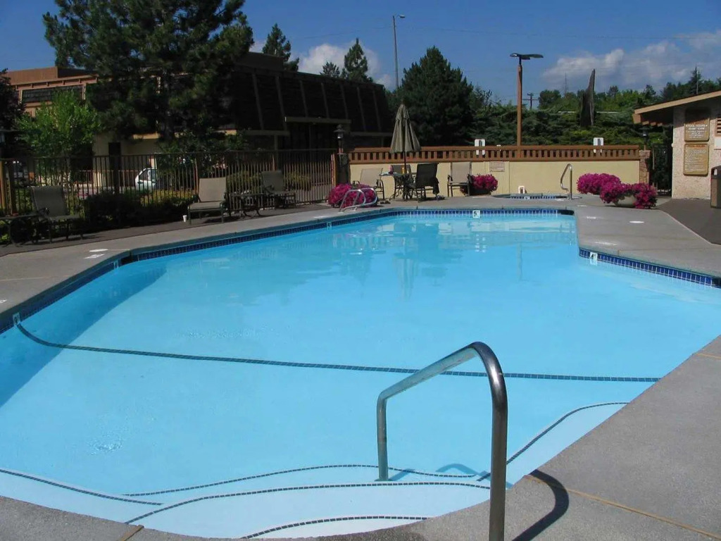 Edgewater Missoula, Tapestry Collection by Hilton