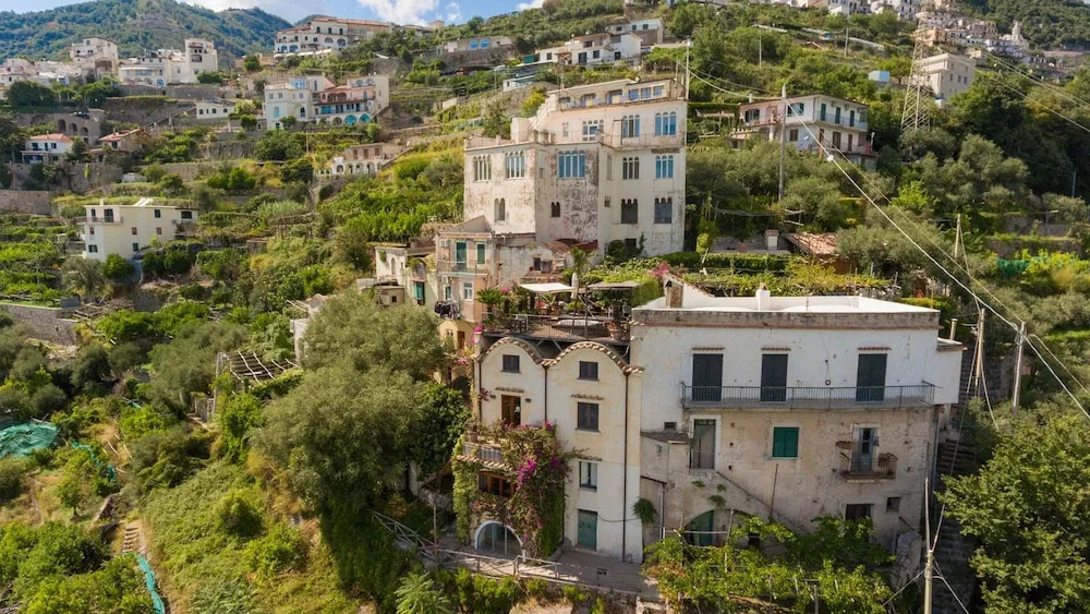 VILLA CASAROSSA NUMERO UNO 6, Emma Villas