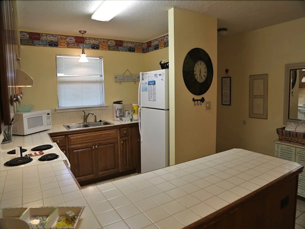 Seaside Beach & Racquet Club 1110 2 Bedrooms 2 Bathrooms Condo