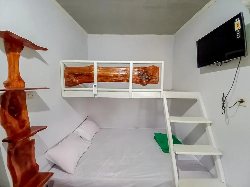 Labinda Homestay Caruban Mitra RedDoorz
