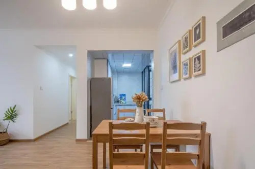 Chengdu Chenghua·Giant Panda Breeding Base Locals Apartment 00149350