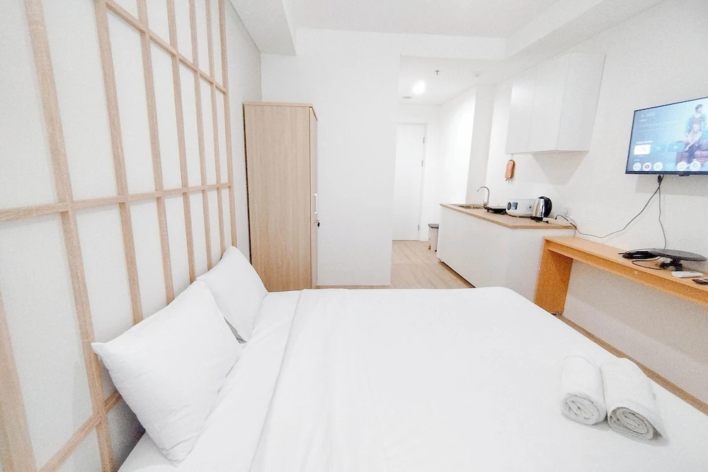 Japanese Style Studio At Kyo Society Apartment