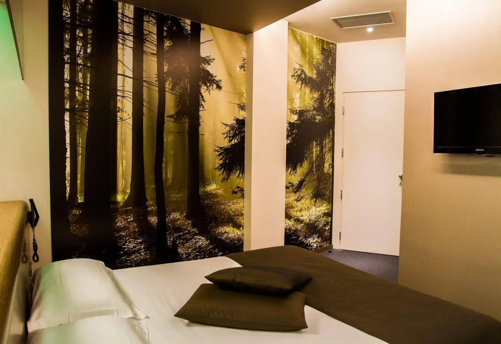 Pineta Eco Hotel - Private Parking