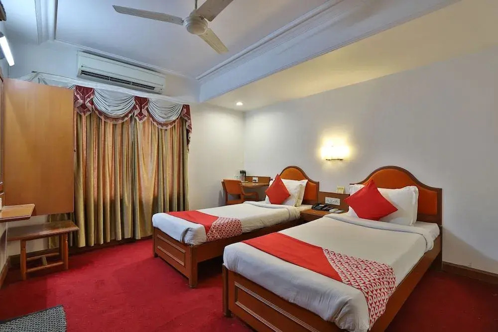 OYO 43699 Hotel Aditi