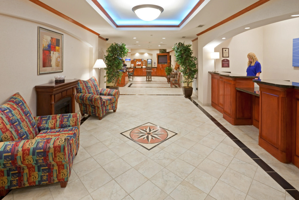 Holiday Inn Express Hotel & Suites Decatur, TX by IHG