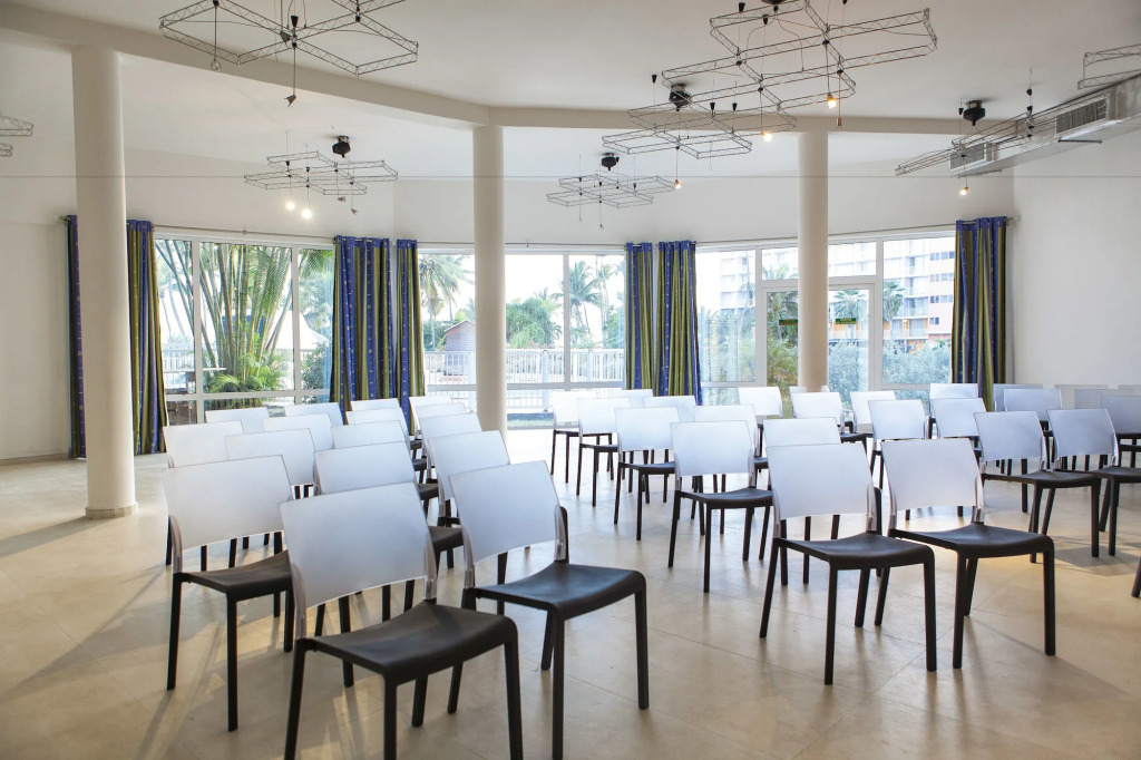 Hotel Arawak Beach Resort