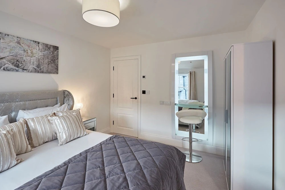Host Stay Oxford House
