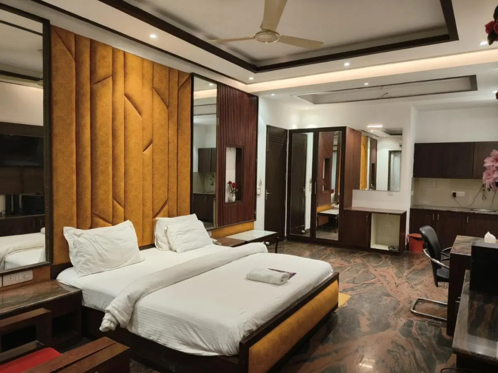 JJK Rukmini Vilas Hotel & Banquet