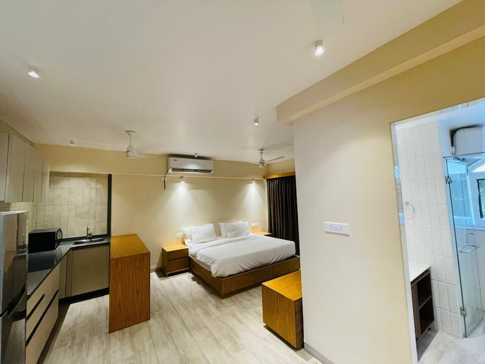 Contempo by Dia Hotels And Homes