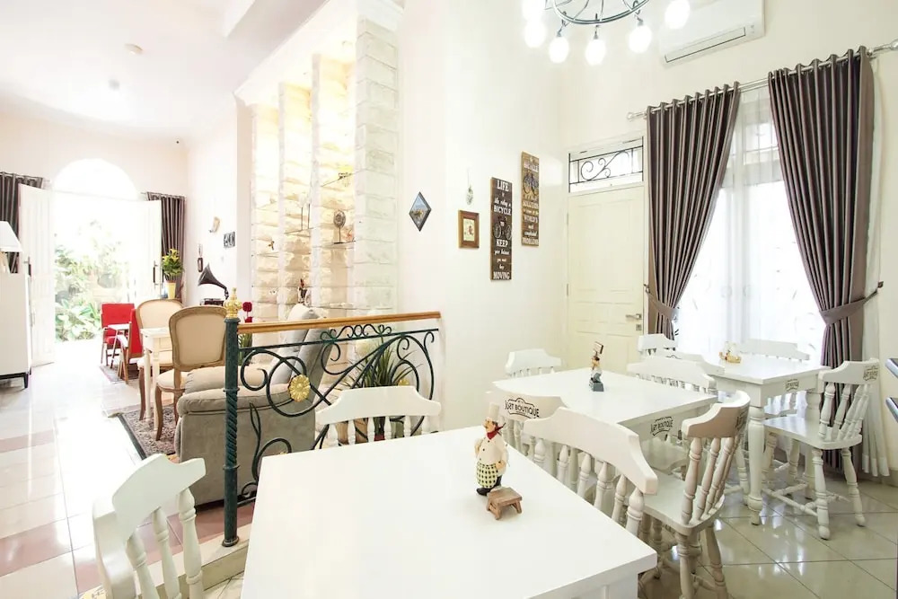 Just 11 Boutique Syariah Mitra RedDoorz near UGM Yogyakarta