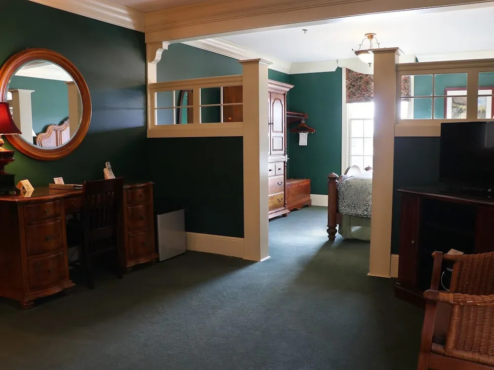 St. Brendan's Inn