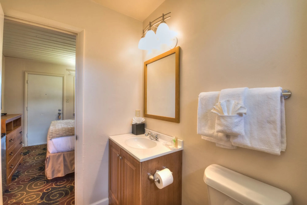 Estes Mountain Inn