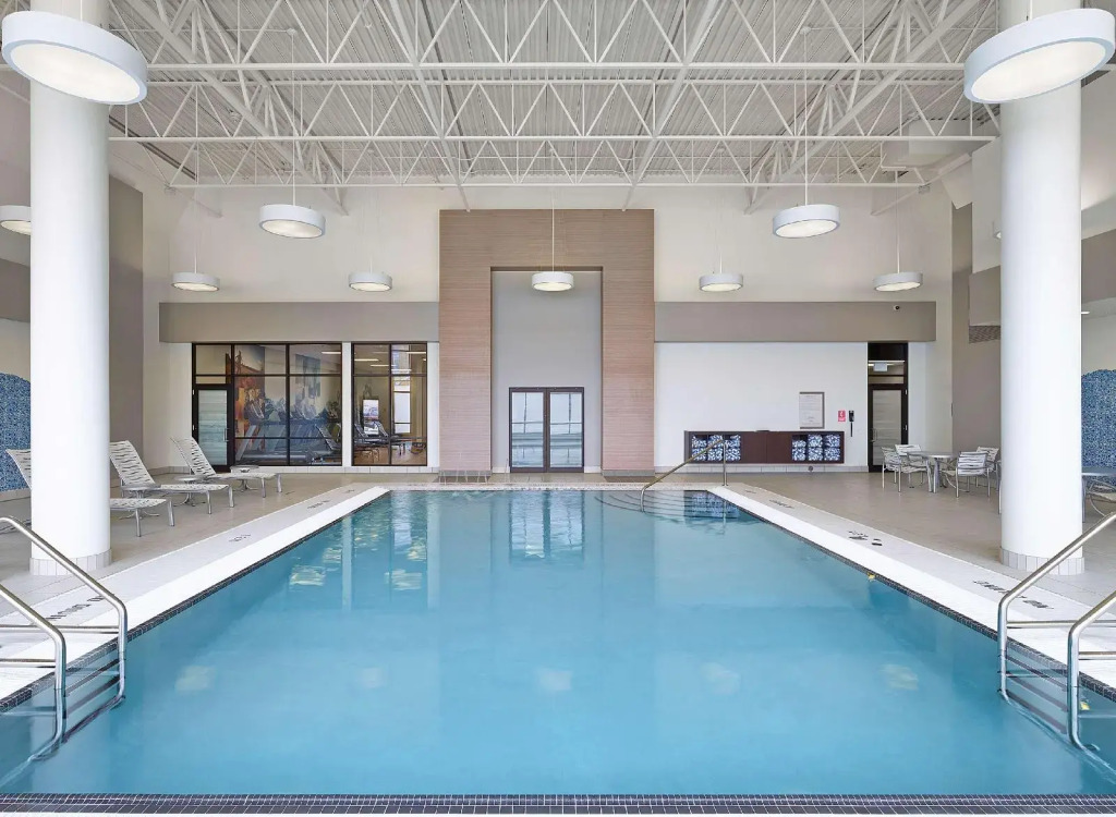 DoubleTree by Hilton West Edmonton