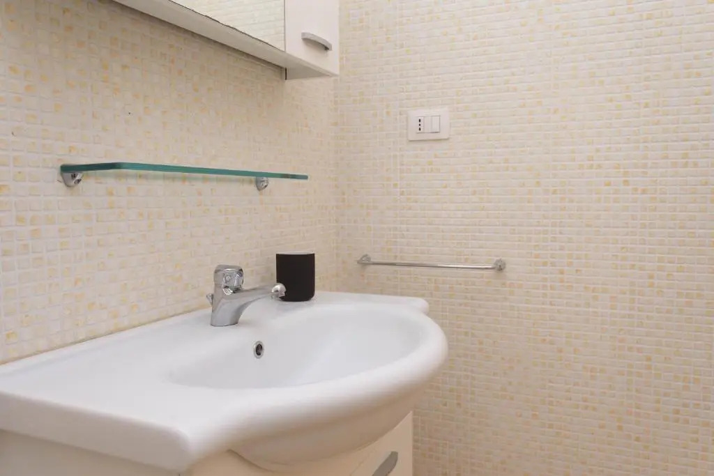 N032 - Numana, Trilocale Con Terrazzo Vicino Al Centro