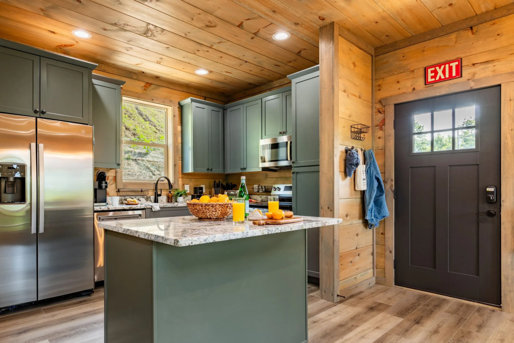 Rambling Ridge Lodge Endless Amenities Fun Indoor Pool Hot Tub A Arcade Game Room