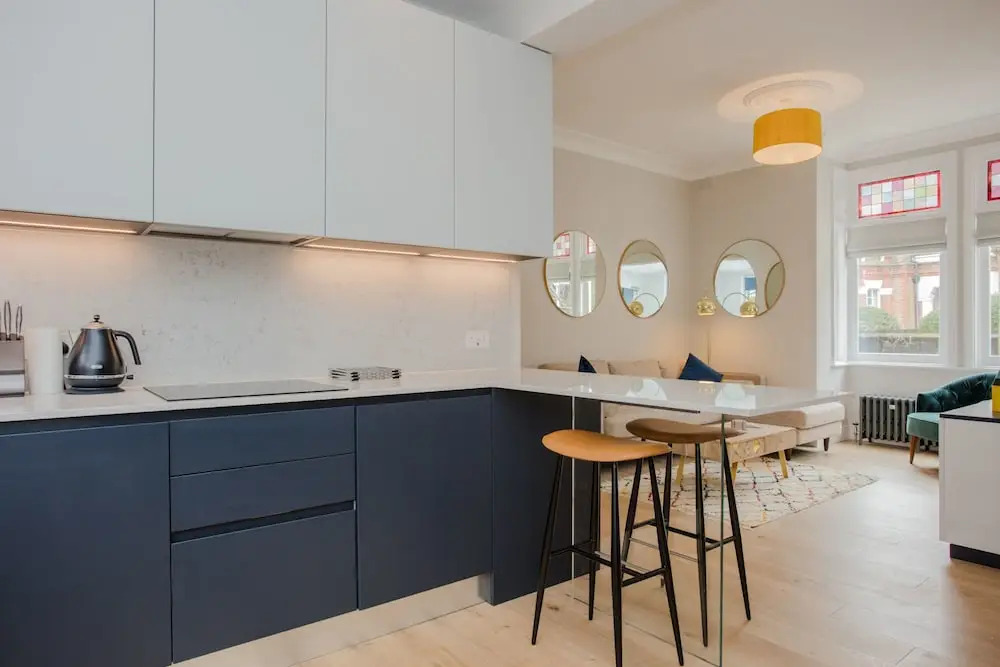Modern 3 Bedroom Flat in West Hampstead