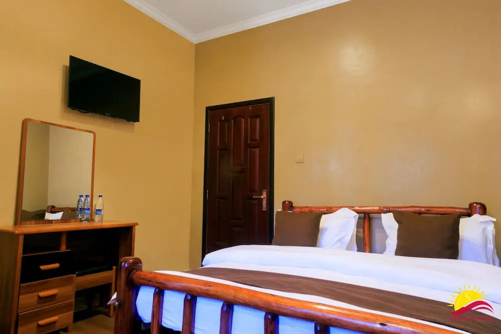 Shine Country Resort Hotel