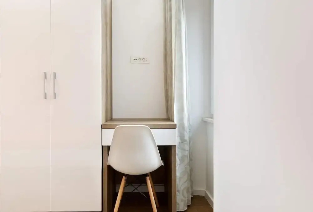 Dominus, Modernly Decorated Suite in City Center