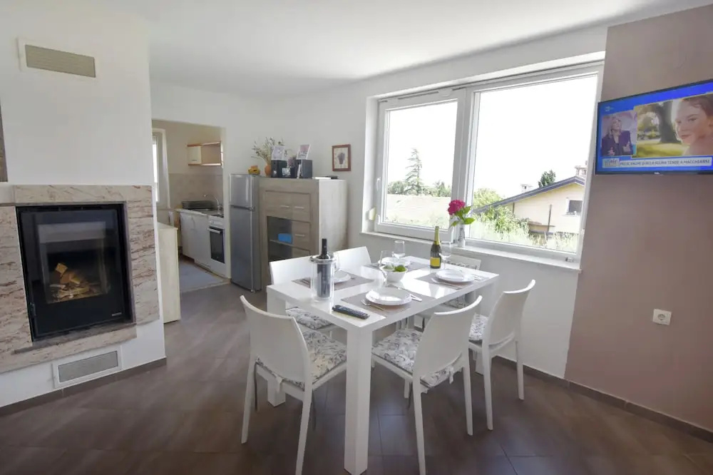Cozy House in Crveni Vrh Near the sea