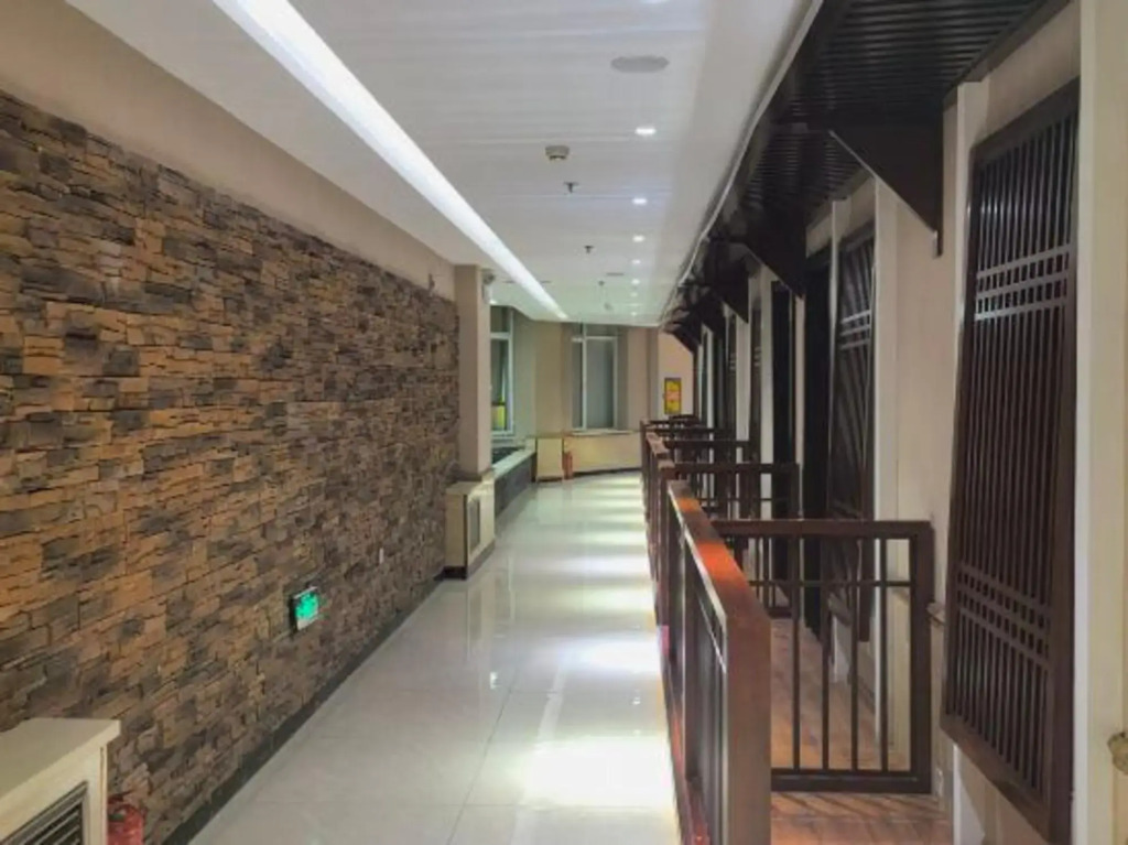 Henghe Chuntian Holiday Hotel