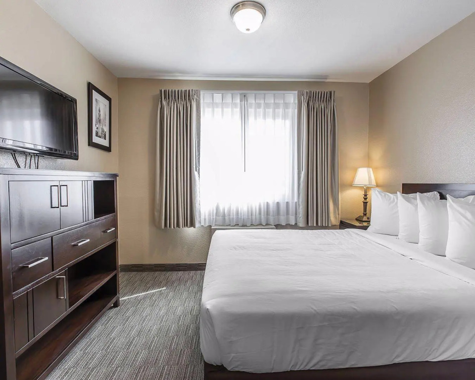 Americas Best Value Inn Loma Lodge Motel