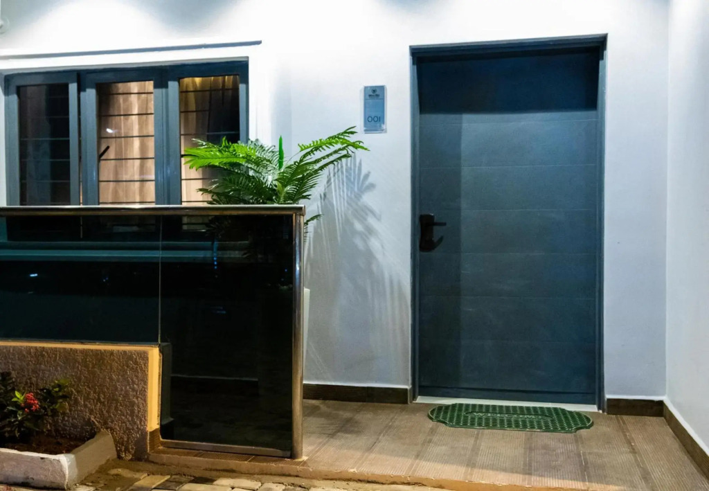 99 MOZILLA APARTMENTS AND SUITES