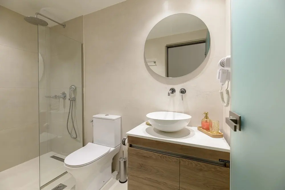 CP Seafront Suites