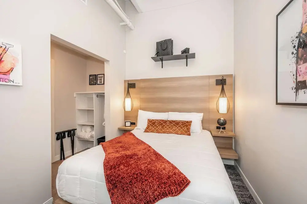 The 333 Suites 301 - Suite for 6